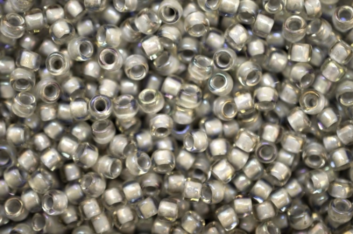 Бисер круглый 11/0 #0261 Окрашенный изнутри, радужный хрусталь\серый