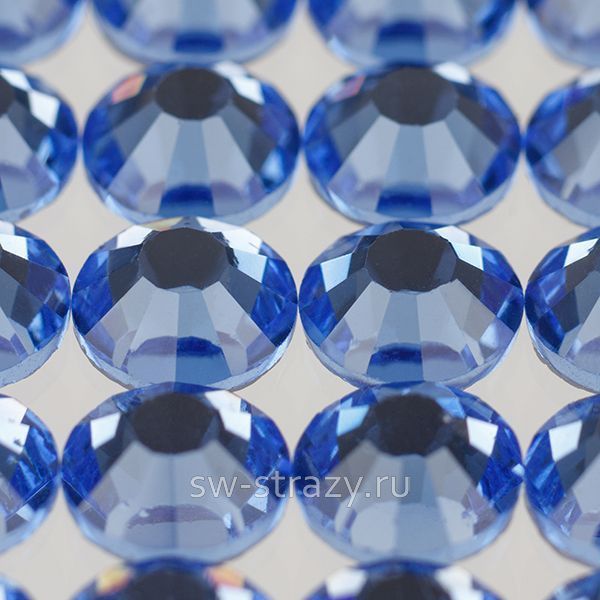 YHB 28 ss34 Light Sapphire HF 106