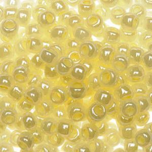 Бисер круглый 15/0 #0142 Цейлон, банановое пюре